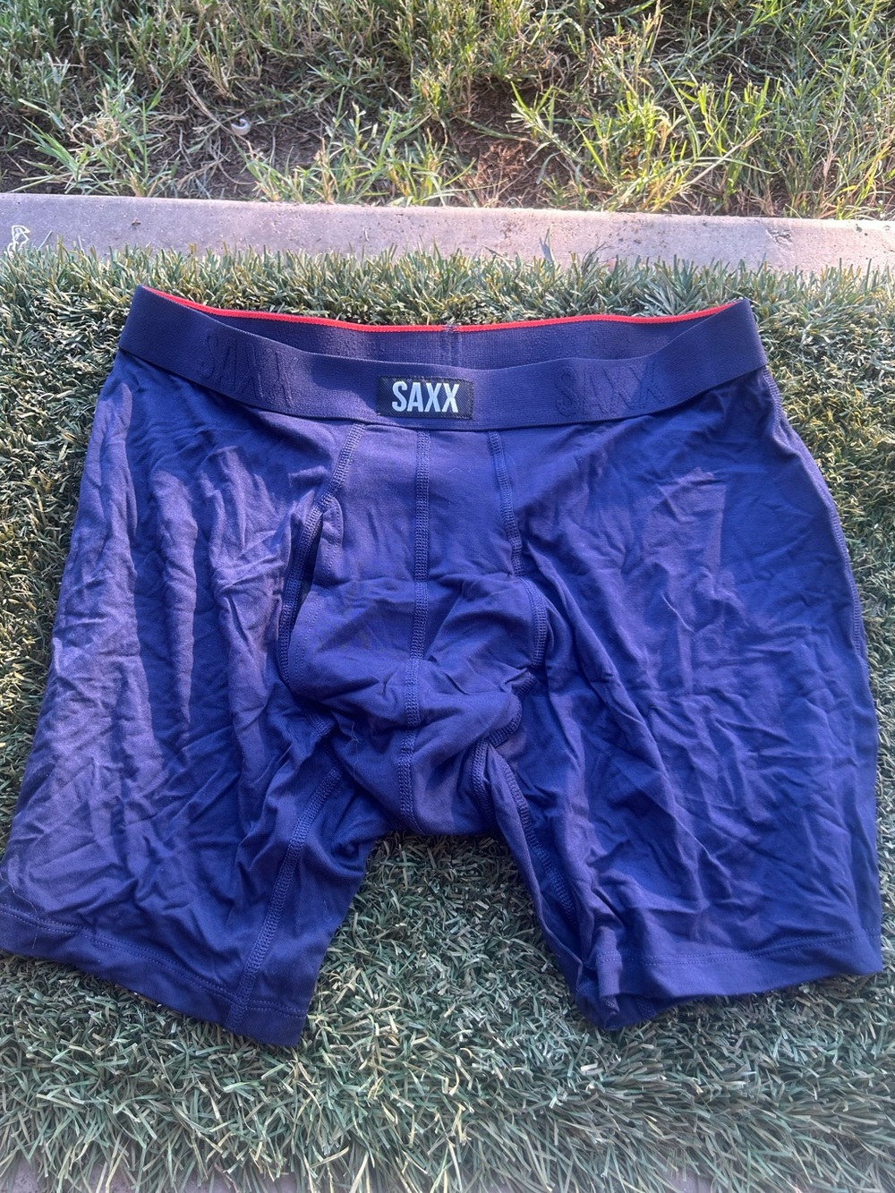 Men’s Saxx Vibe Xtra Super Soft Boxer Briefs Medium Size